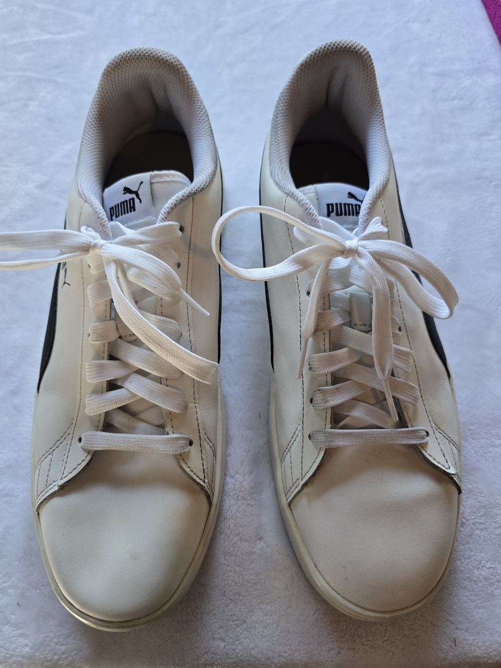 PUMA Smash V2 white and black leather sneakers SIZE 12 PRE-OWNED NO BOX